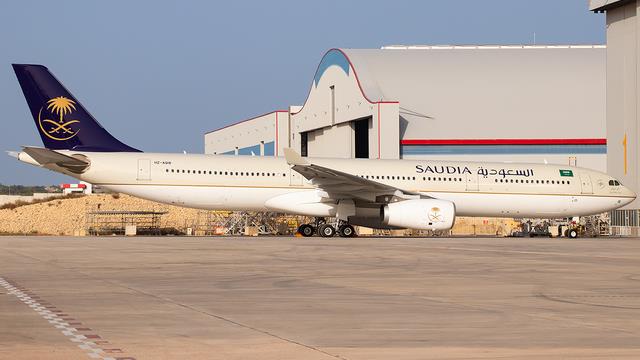 HZ-AQ18:Airbus A330-300:Saudia